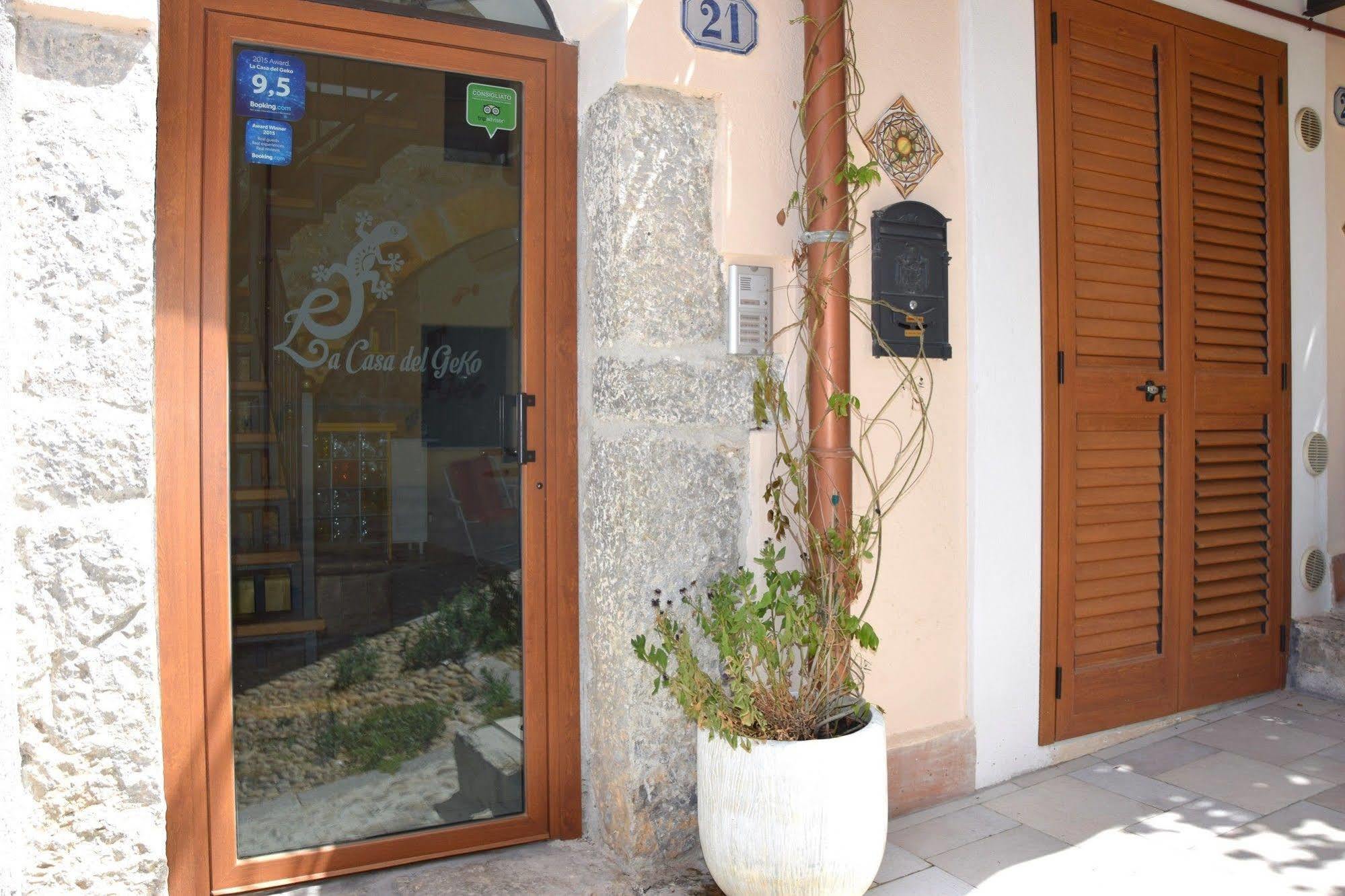 Bed and Breakfast La Casa del Geko Cefalú Exterior foto